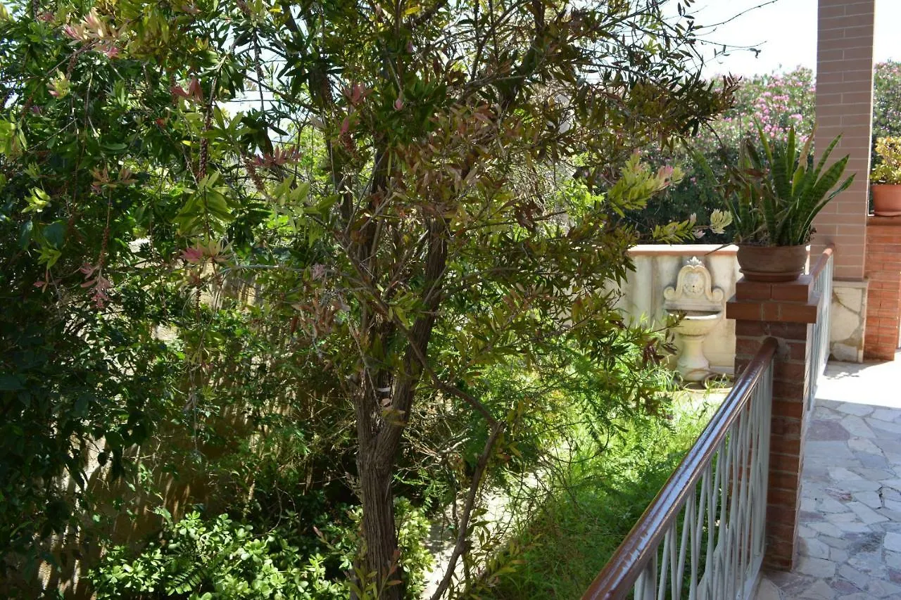 Angelo Holiday Home Valderice 0*,